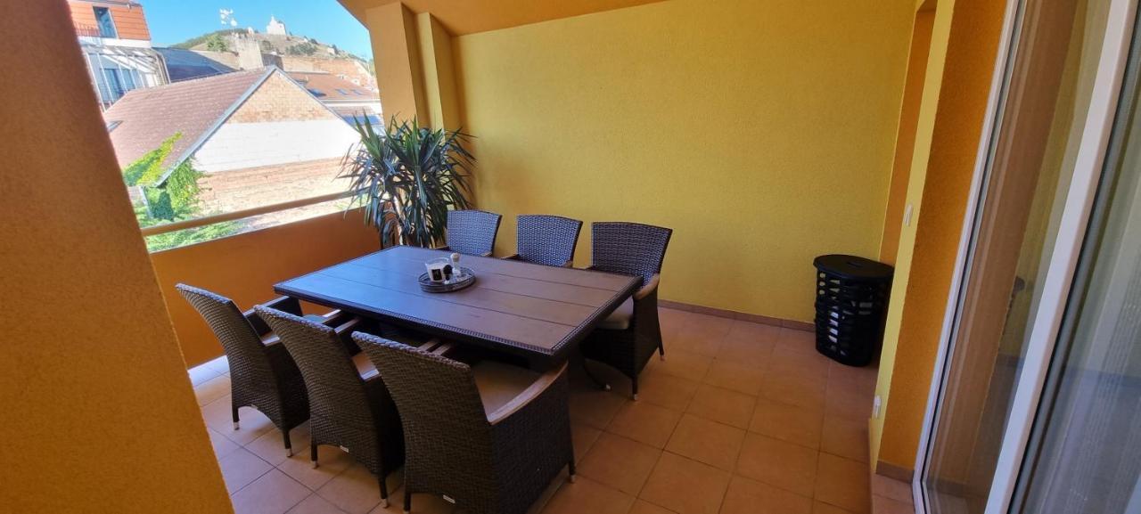 Apartman Viktorie Mikulov Bagian luar foto